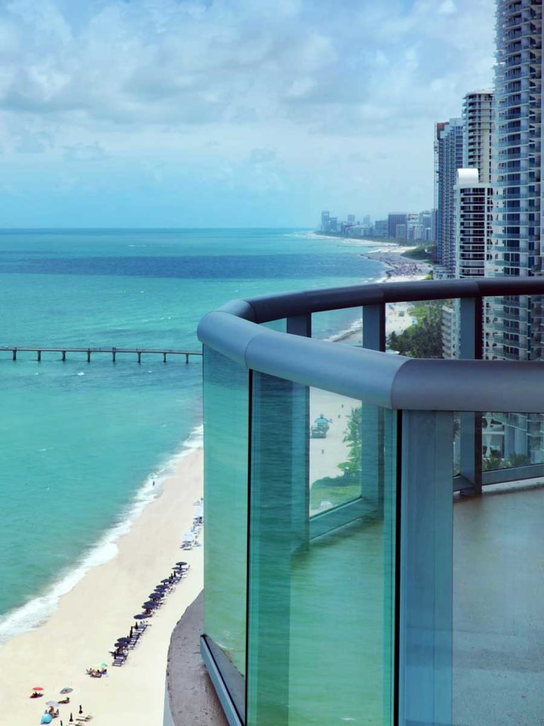 Balcony with view of beach, at Solé Miami