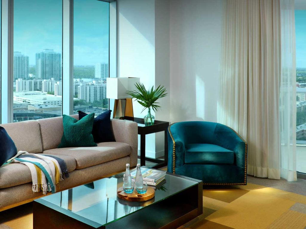 Cityview guestroom, at Solé Miami