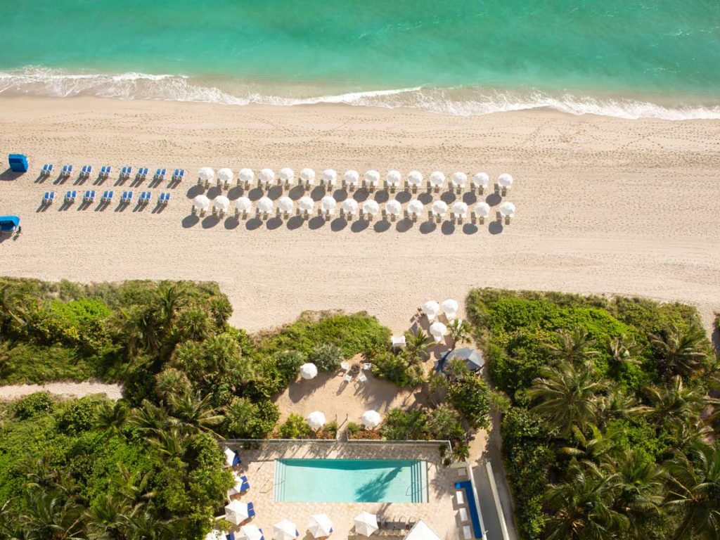 View of the beach from Solé Miami