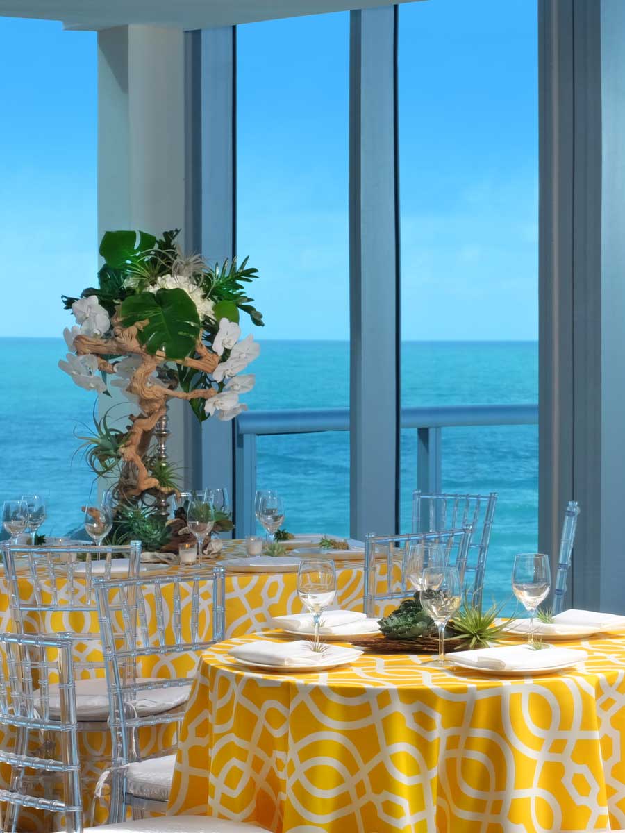 Wedding at Solé Miami beach resort